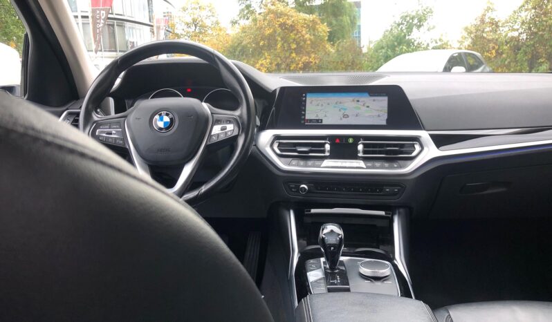 BMW serija 3 320d automatik Luxury kao NOV! full