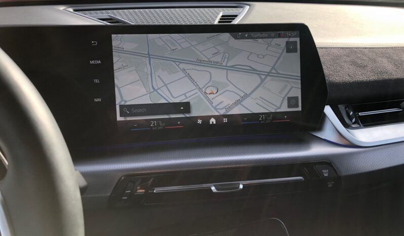 BMW X2 sDrive20d automatik M-SPORT Novo !! full