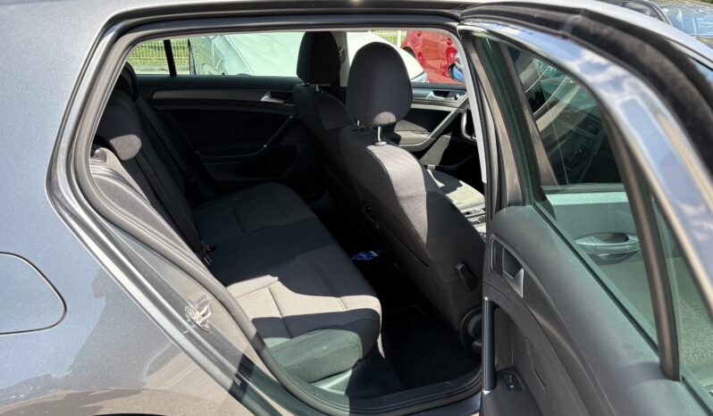VW Golf 7,5 1,6 TDI ComfortLine Plus samo 90.000 km full