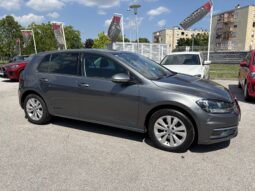 VW Golf 7,5 1,6 TDI ComfortLine Plus samo 90.000 km full