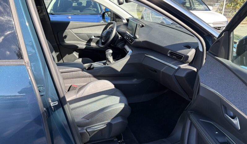 Peugeot 3008 1,5 HDI Allure, samo 72.000 km full