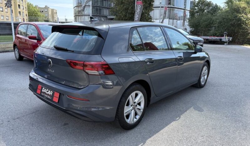 VW Golf 8 2,0 TDI 1edition, samo 61.000 km !! full